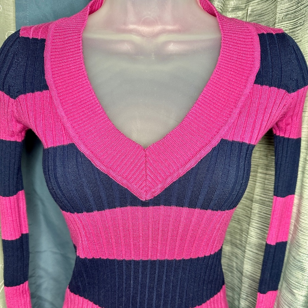 Poof! Juniors Women’s V-Neck Sweater Blouse~Pink & Navy Blue Striped Size SM
